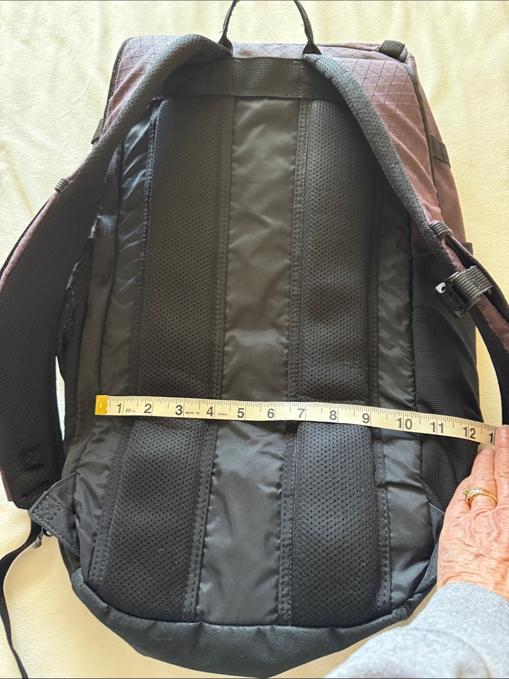 Dakine back pack - Picture 6 of 14